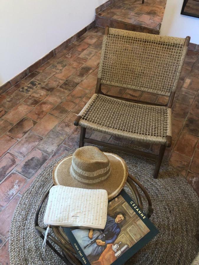 Guest house Domaine De Carraire 2*